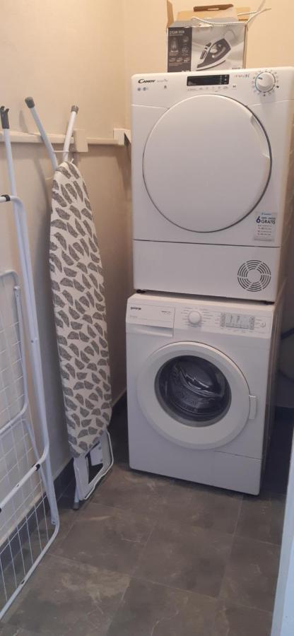 Panel Hause Kazincbarcika Apartment Bagian luar foto