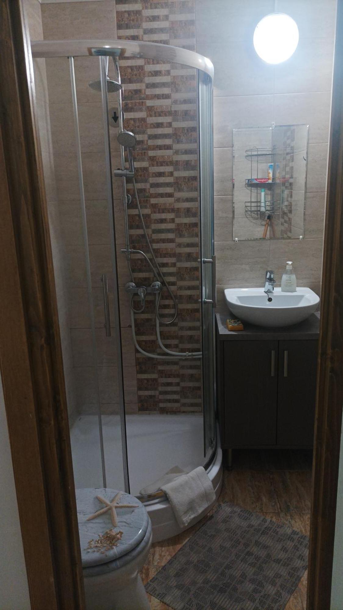 Panel Hause Kazincbarcika Apartment Bagian luar foto